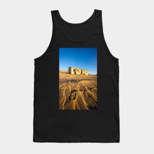 Desert house. Tank Top